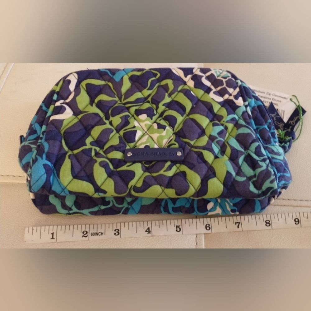 Brand new with tags Vera Bradley Large Cosmetic Bag Pattern: Katalina Blues - Picture 3 of 7